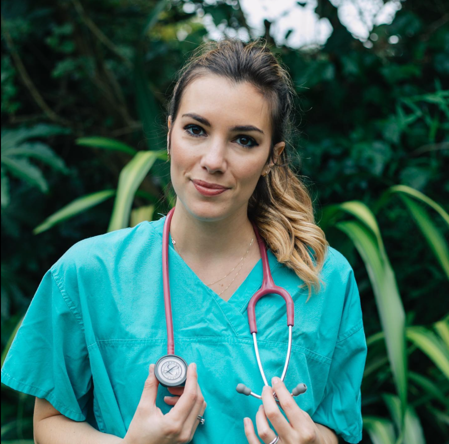 Dr Brooke Vandermolen